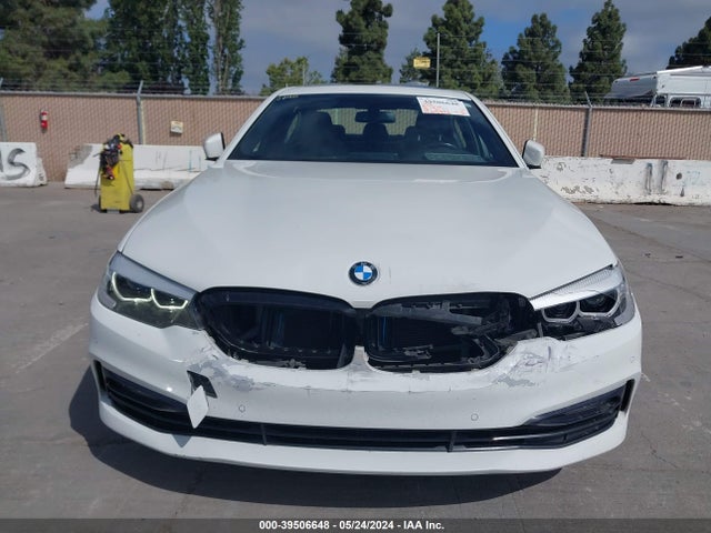 WBAJA9C58JG622865 BMW 530e Iperformance