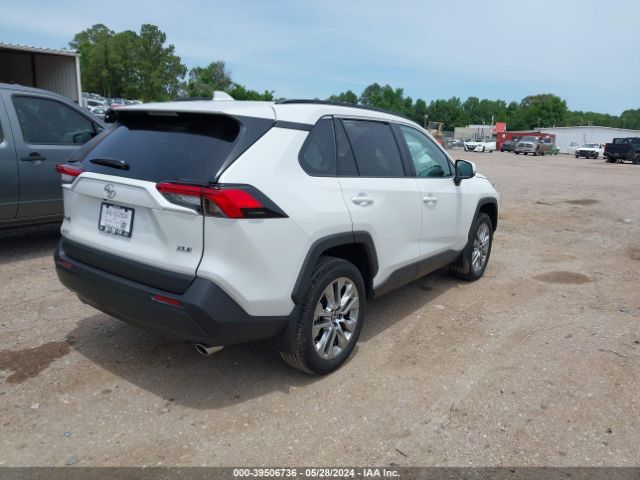 2T3C1RFV1RW305324 Toyota Rav4 Xle Premium