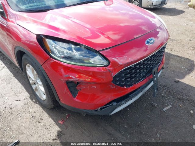 1FMCU0G61LUA28796 Ford ESCAPE SE