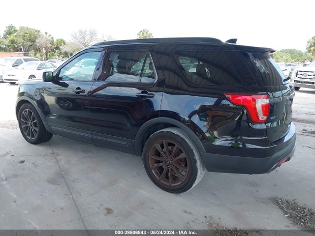 Ford EXPLORER XLT 2017 1FM5K7D83HGB61739 Image 3