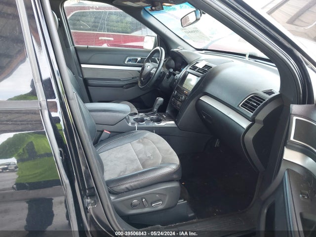 Ford EXPLORER XLT 2017 1FM5K7D83HGB61739 Image 5