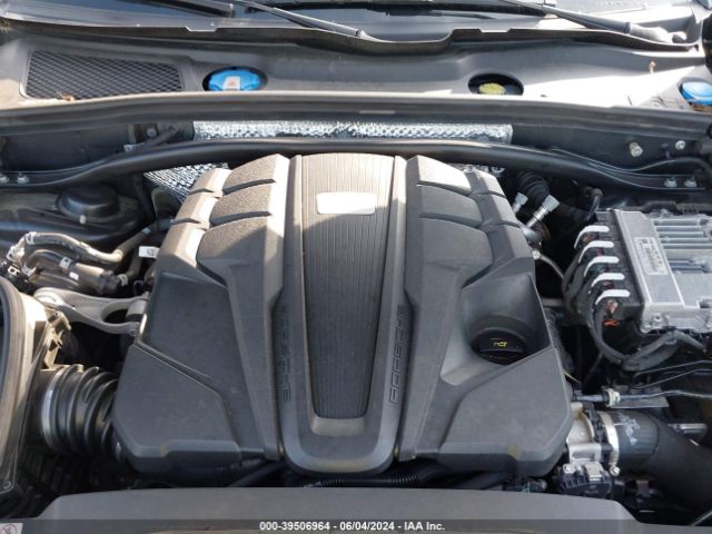 2019 PORSCHE MACAN WP1AB2A57KLB32564 Photo 9