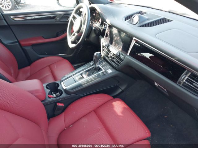 2019 PORSCHE MACAN WP1AB2A57KLB32564 Photo 4