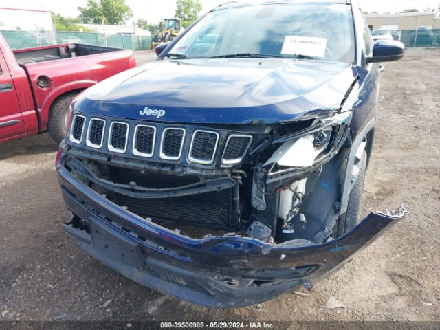 3C4NJDBB1JT144315 Jeep Compass Latitude 4x4
