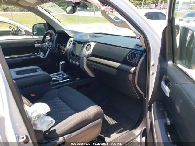 5TFEY5F17MX274806 Toyota Tundra Sr5