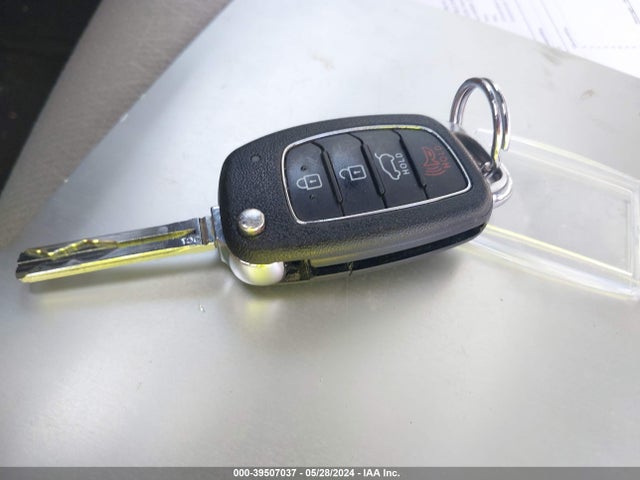 Hyundai TUCSON SE 2018 KM8J23A41JU773258 Image 11