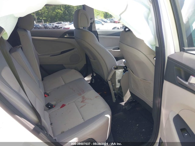 Hyundai TUCSON SE 2018 KM8J23A41JU773258 Image 8