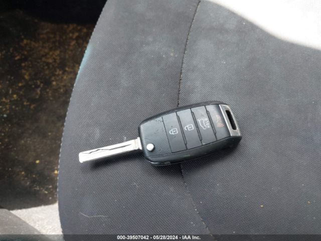 KNDJN2A20F7220532 KIA Soul
