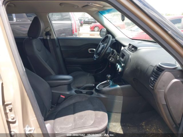 KNDJN2A20F7220532 KIA Soul