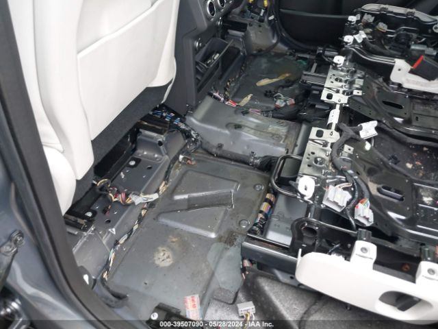 SALRR2RV3JA053965 Land Rover Discovery Hse