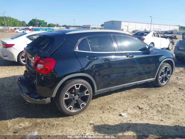 WDCTG4EB8FJ132933 Mercedes-Benz GLA 250