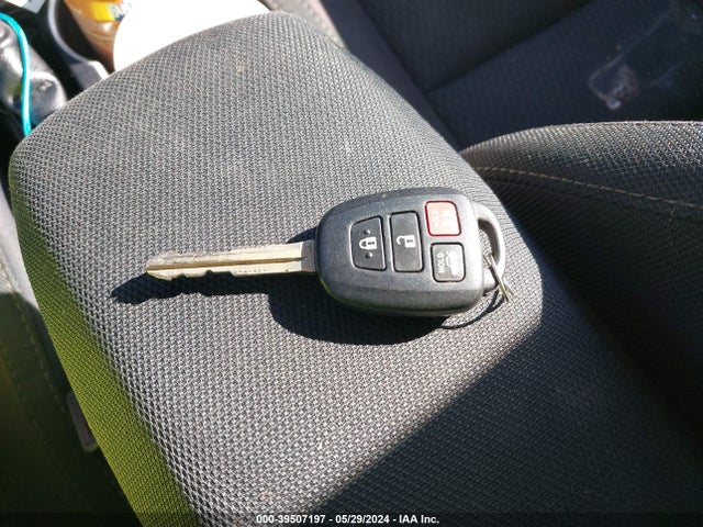 Toyota COROLLA LE 2018 2T1BURHE9JC066491 Image 11