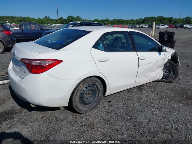 Toyota COROLLA LE 2018 2T1BURHE9JC066491 Image 4