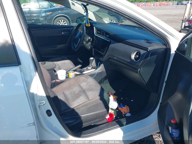 Toyota COROLLA LE 2018 2T1BURHE9JC066491 Image 5