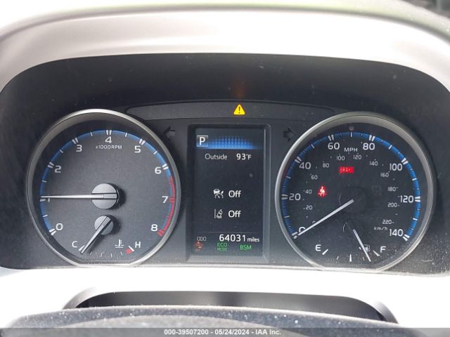 JTMWFREVXJJ208707 Toyota Rav4 Xle