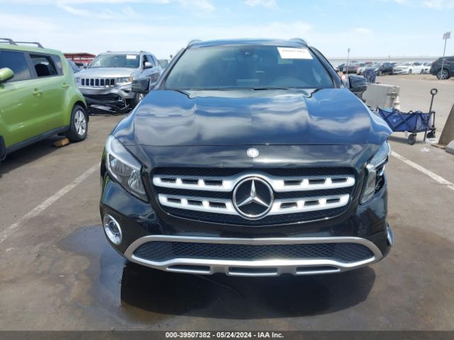 WDCTG4EB7JJ369583 Mercedes-Benz GLA 250