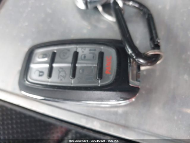 2C4RC1GGXJR157100 Chrysler Pacifica Limited