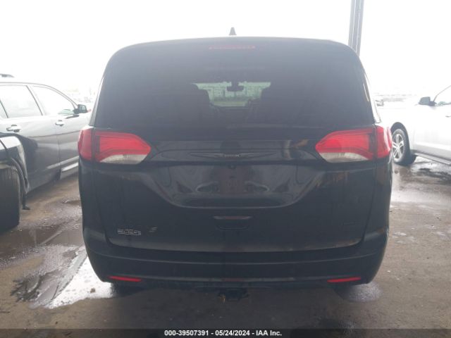 2C4RC1GGXJR157100 Chrysler Pacifica Limited