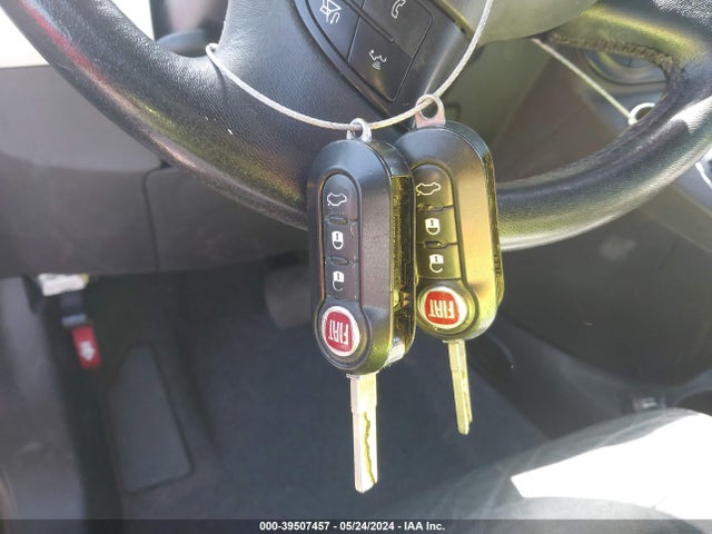 2013 FIAT 500C 3C3CFFER4DT713065 Photo 10