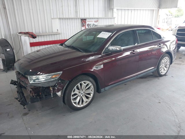 Ford Taurus Limited 2018 1FAHP2F85JG127428 Image 2