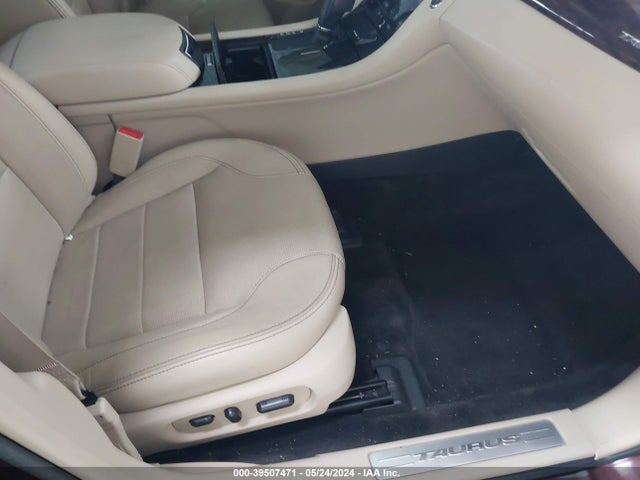Ford Taurus Limited 2018 1FAHP2F85JG127428 Image 5