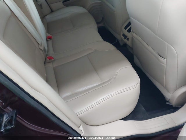 Ford Taurus Limited 2018 1FAHP2F85JG127428 Image 8