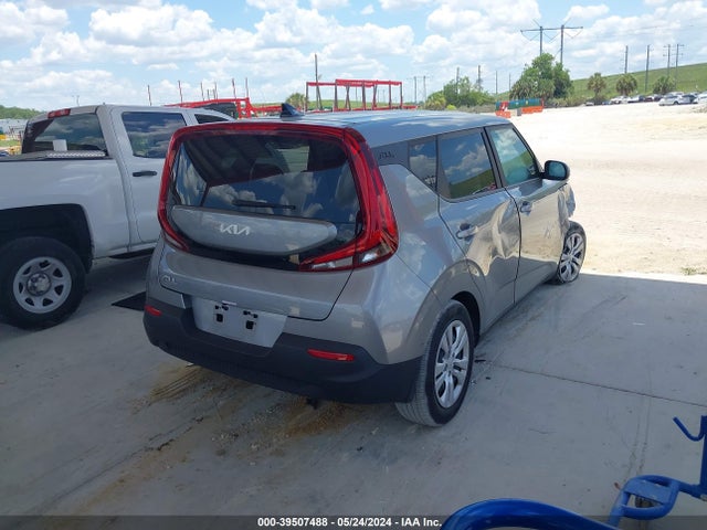 KIA SOUL LX 2022 KNDJ23AU0N7816870 Image 4