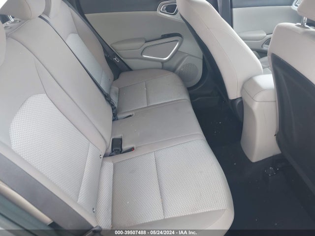 KIA SOUL LX 2022 KNDJ23AU0N7816870 Image 8