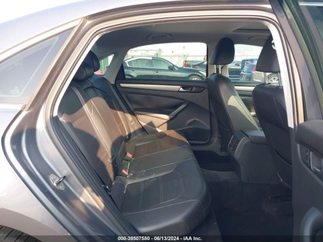 1VWBS7A30EC078771 Volkswagen Passat 1.8t Se