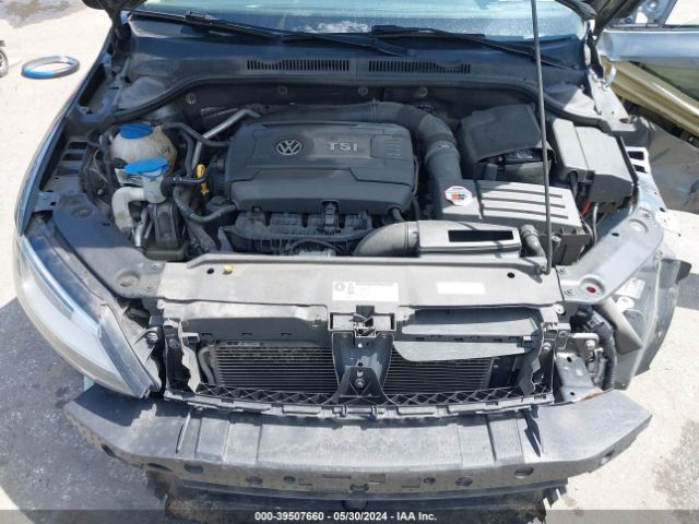 3VWD17AJXFM300341 Volkswagen Jetta 1.8t Se