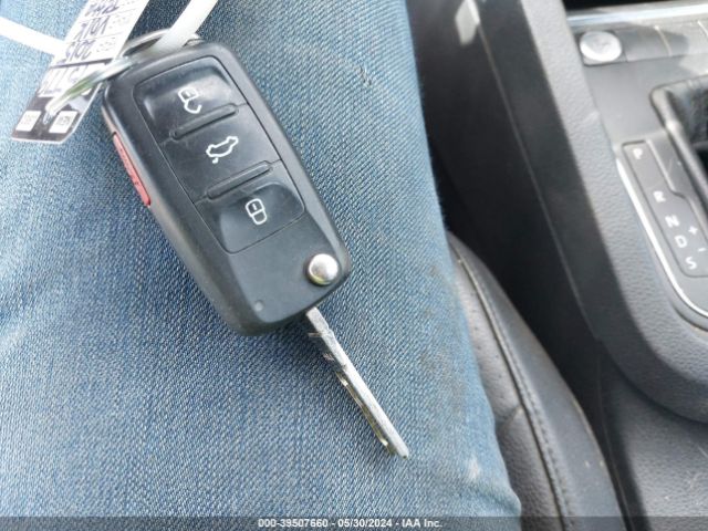 3VWD17AJXFM300341 Volkswagen Jetta 1.8t Se
