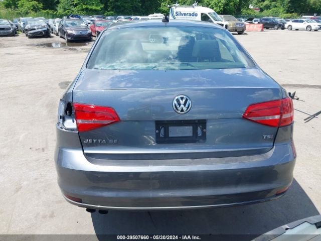 3VWD17AJXFM300341 Volkswagen Jetta 1.8t Se
