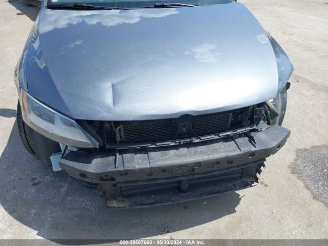 3VWD17AJXFM300341 Volkswagen Jetta 1.8t Se