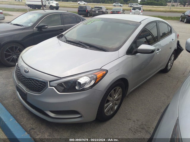 KIA FORTE LX 2016 KNAFK4A65G5445987 Image 2
