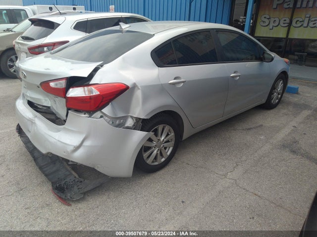 KIA FORTE LX 2016 KNAFK4A65G5445987 Image 4