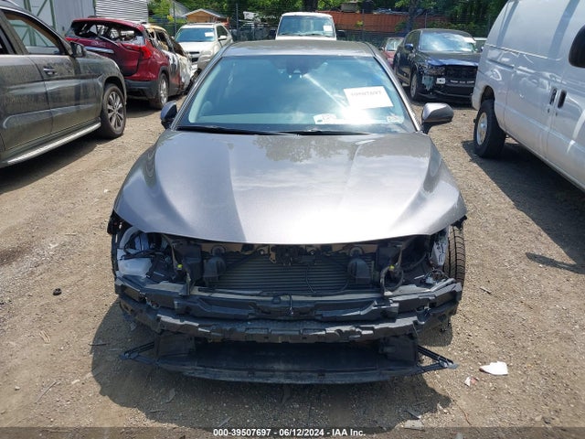 Toyota CAMRY LE 2020 4T1C11AK1LU955348 Image 12