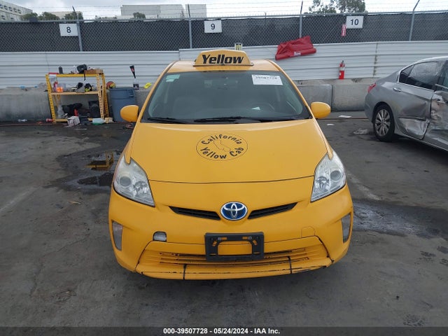 Toyota Prius Two 2015 JTDKN3DU3F0471917 Image 6