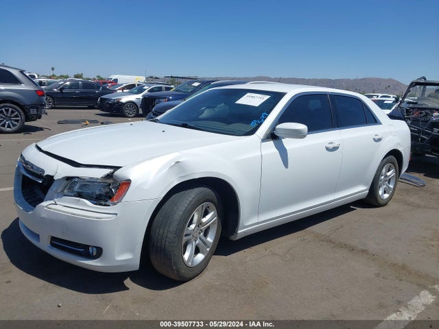2013 Chrysler 300 Motown მანქანა იყიდება აუქციონზე, vin: 2C3CCAAGXDH520623, აუქციონის ნომერი: 39507733