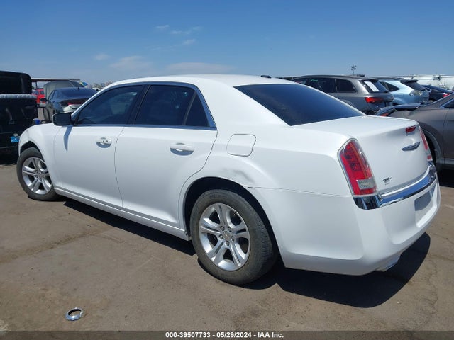 2013 Chrysler 300 Motown მანქანა იყიდება აუქციონზე, vin: 2C3CCAAGXDH520623, აუქციონის ნომერი: 39507733