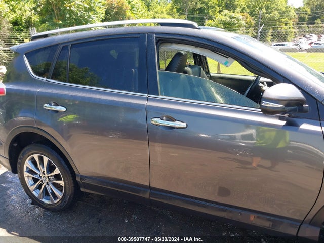 Toyota Rav4 Limited 2018 JTMDFREV6JJ217587 Image 13