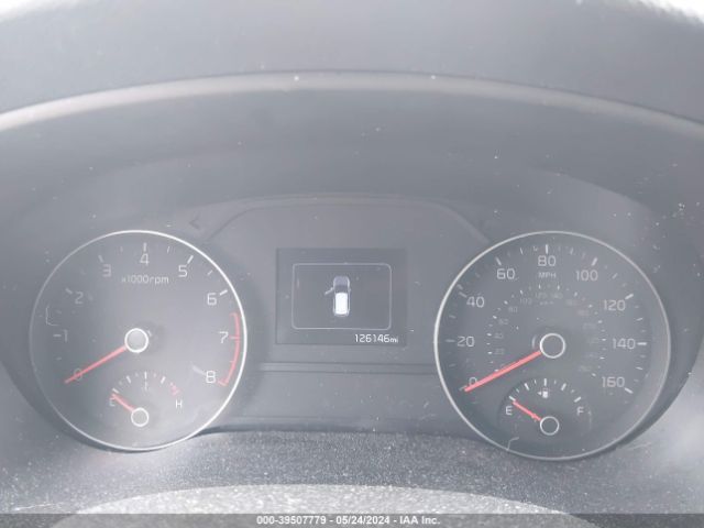 KNDPMCAC5J7446439 KIA Sportage Lx
