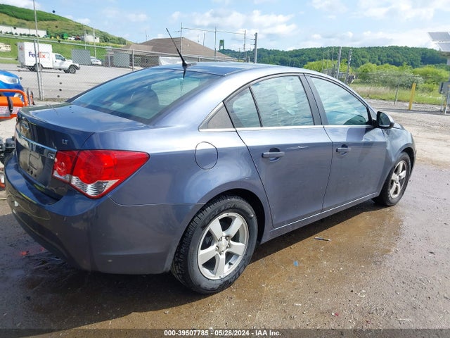 1G1PC5SBXE7219279 Chevrolet Cruze 1lt Auto