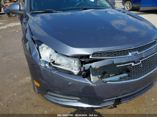1G1PC5SBXE7219279 Chevrolet Cruze 1lt Auto