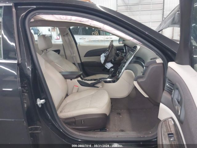 1G11E5SL0EF296807 Chevrolet MALIBU 2LT