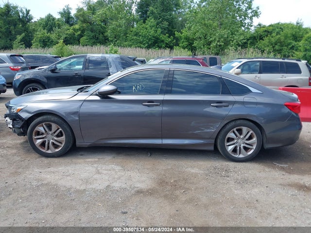 Honda ACCORD LX 2018 1HGCV1F16JA165827 Image 15