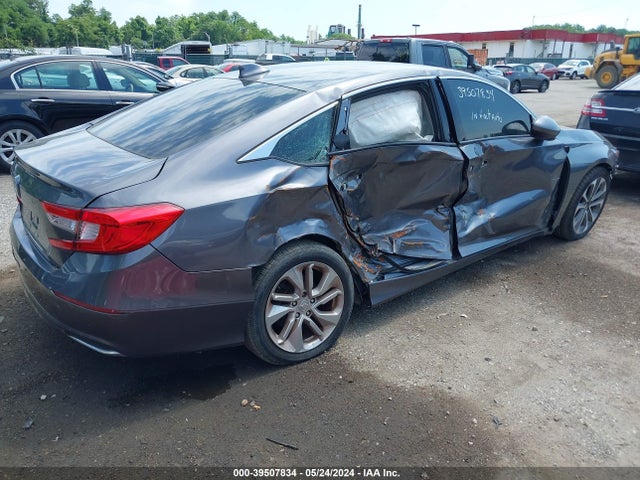 Honda ACCORD LX 2018 1HGCV1F16JA165827 Image 4