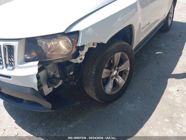 Jeep Compass Latitude 2014 1C4NJDEB6ED846055 Image 6