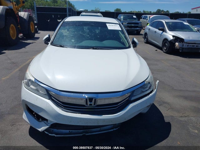 Honda ACCORD LX 2017 1HGCR2F36HA190958 Image 12