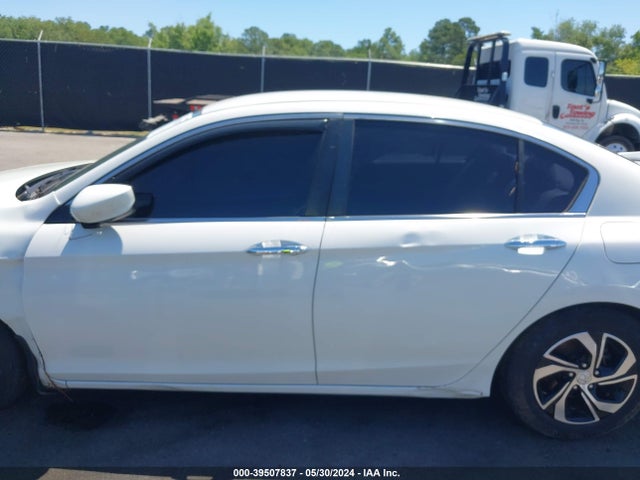 Honda ACCORD LX 2017 1HGCR2F36HA190958 Image 14