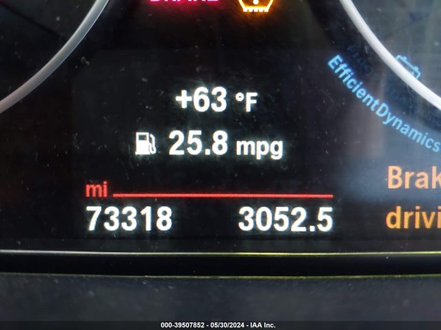 BMW 320i Xdrive 2016 WBA8E5G54GNU19966 Image 15